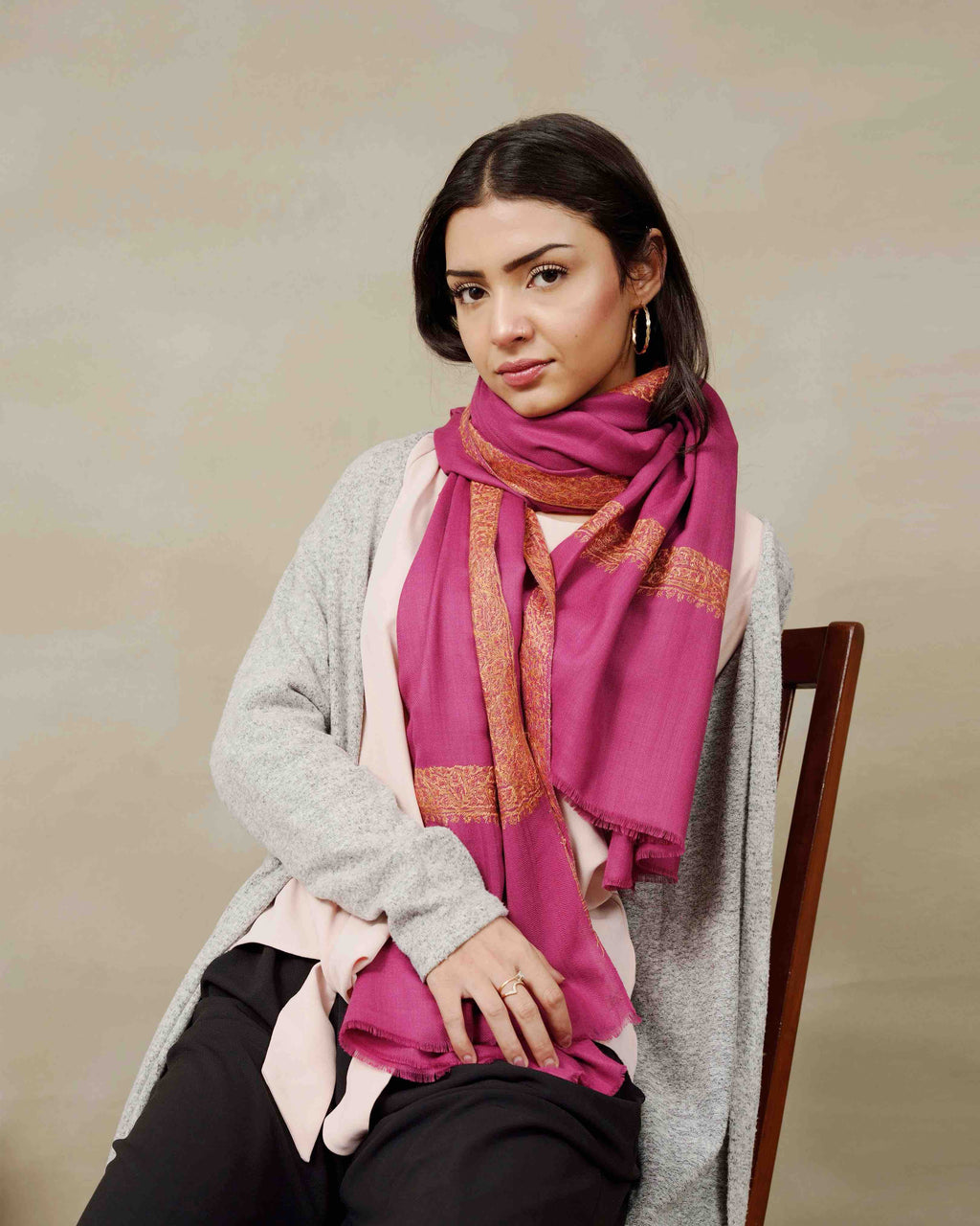 Silsilah Studio Garnet Border pashmina shawl with four-side embroidered border, made in Azad Kashmir